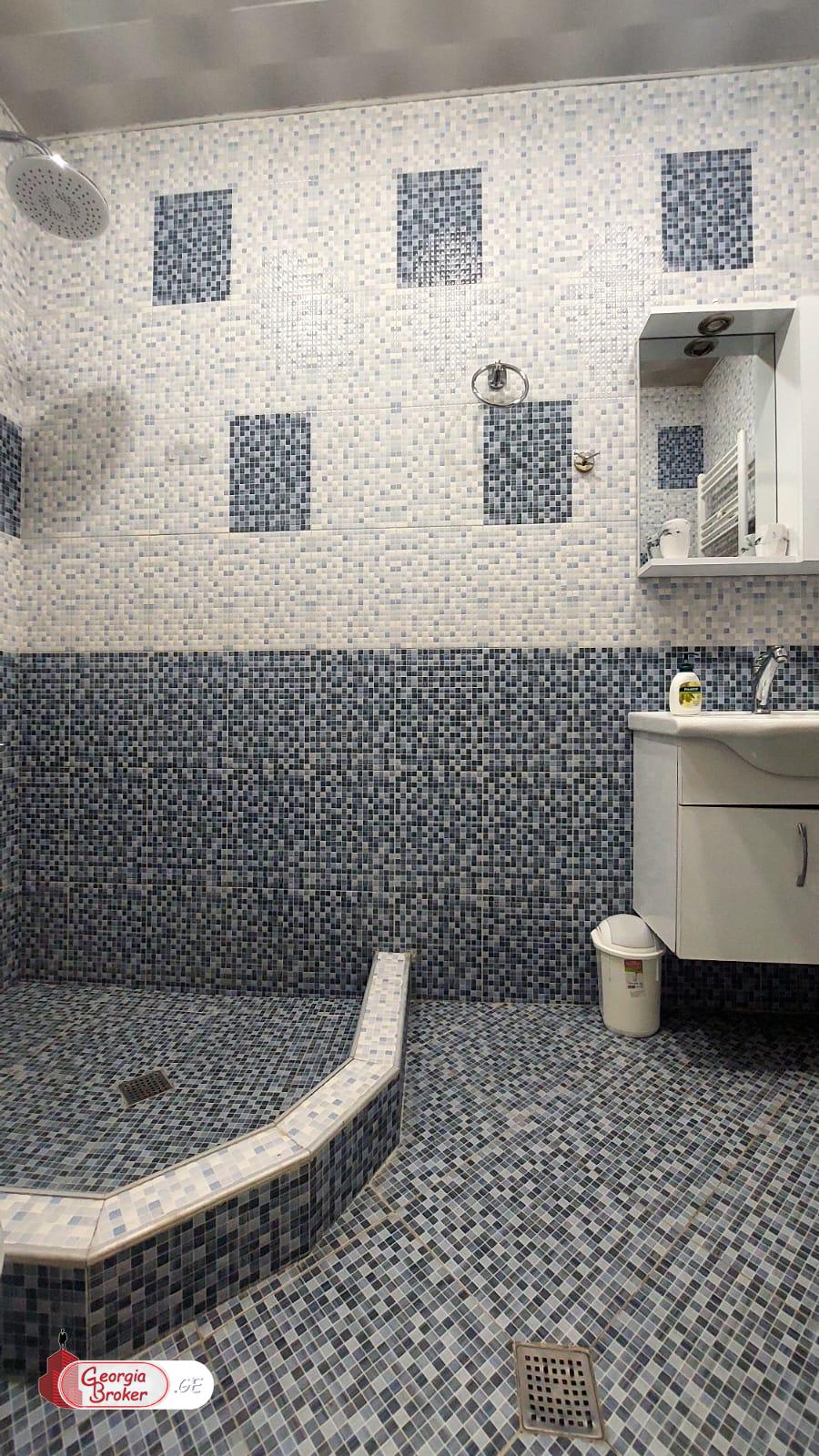 იყიდება ახალი გარემონტებული 3 ოთახიანი ბინა ორთაჭალაში